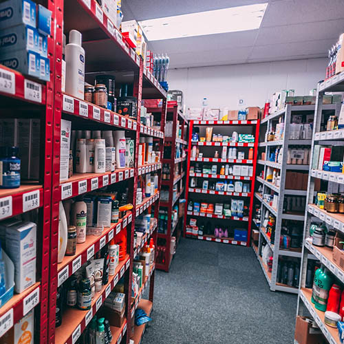 vue interieure Pharmacie Saint Julien